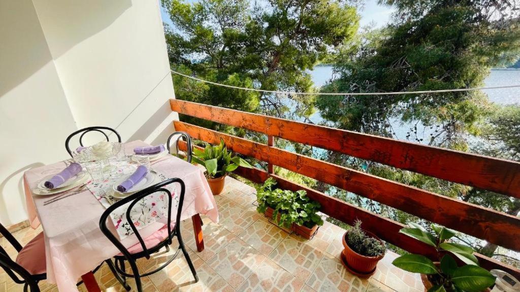 Lovely Apartments On The Private Beach - Island Korcula Prizba Buitenkant foto